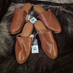 Universal Thread Maura Mule Flats