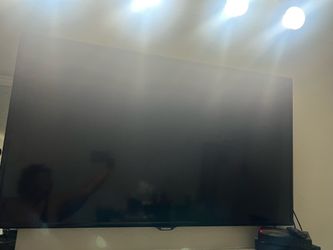 65 inch Samsung Tv with Mount $300