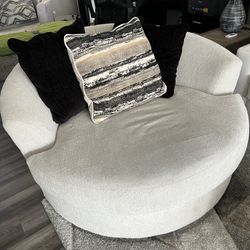 Oversized Swivel Chairs