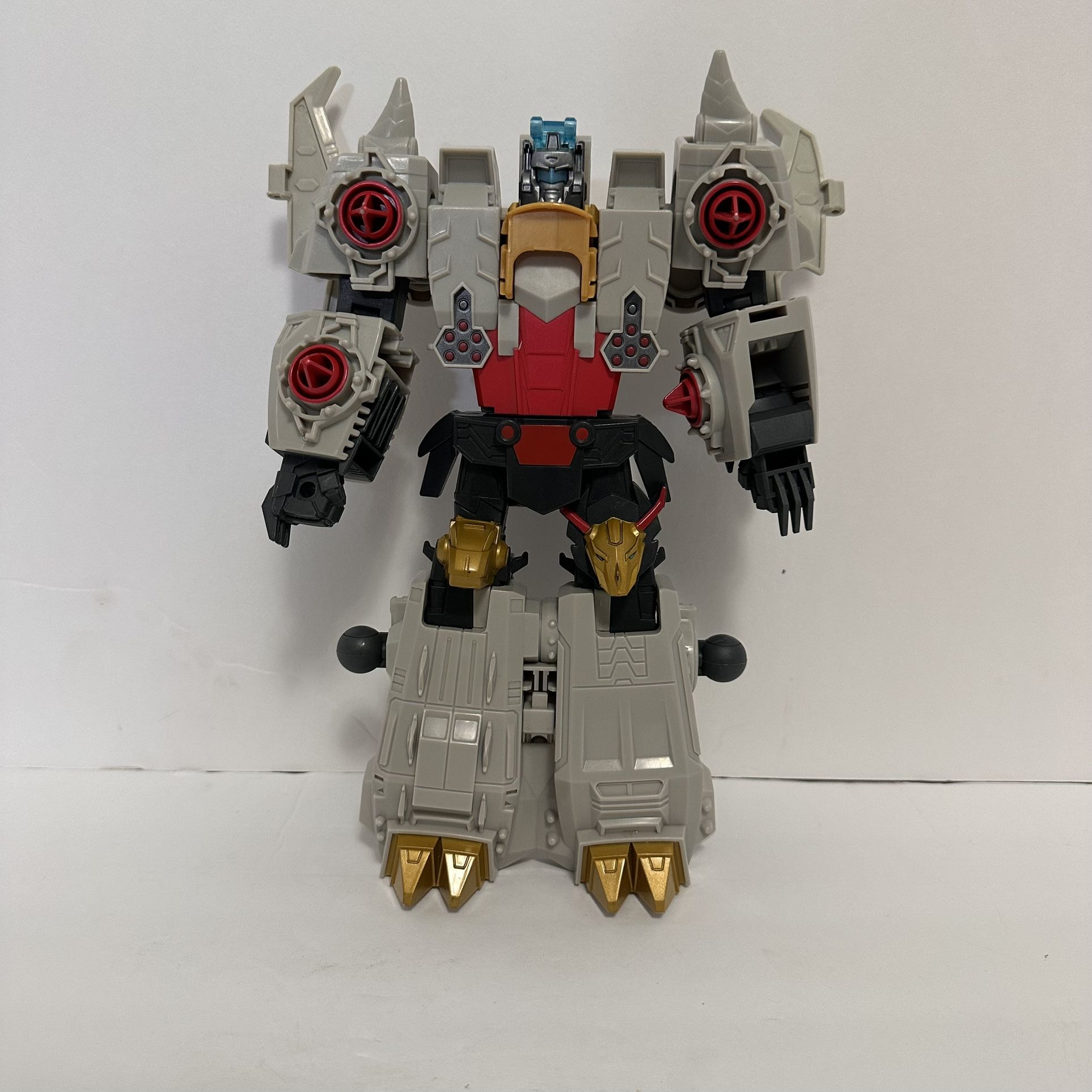 HASBRO Bumblebee Cyberverse Volcanicus Transformer 2021