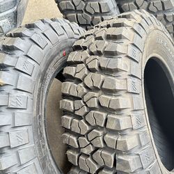 17” BF GOODRICH TIRES LT255 75 17