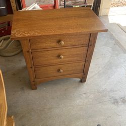 Thomasville Impressions bedroom furniture 