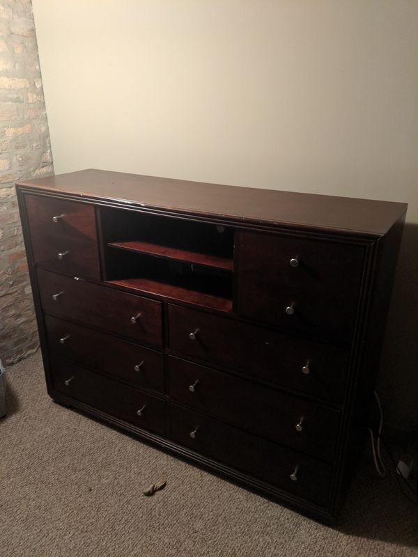 Bedroom Set for Sale in Chicago, IL - OfferUp