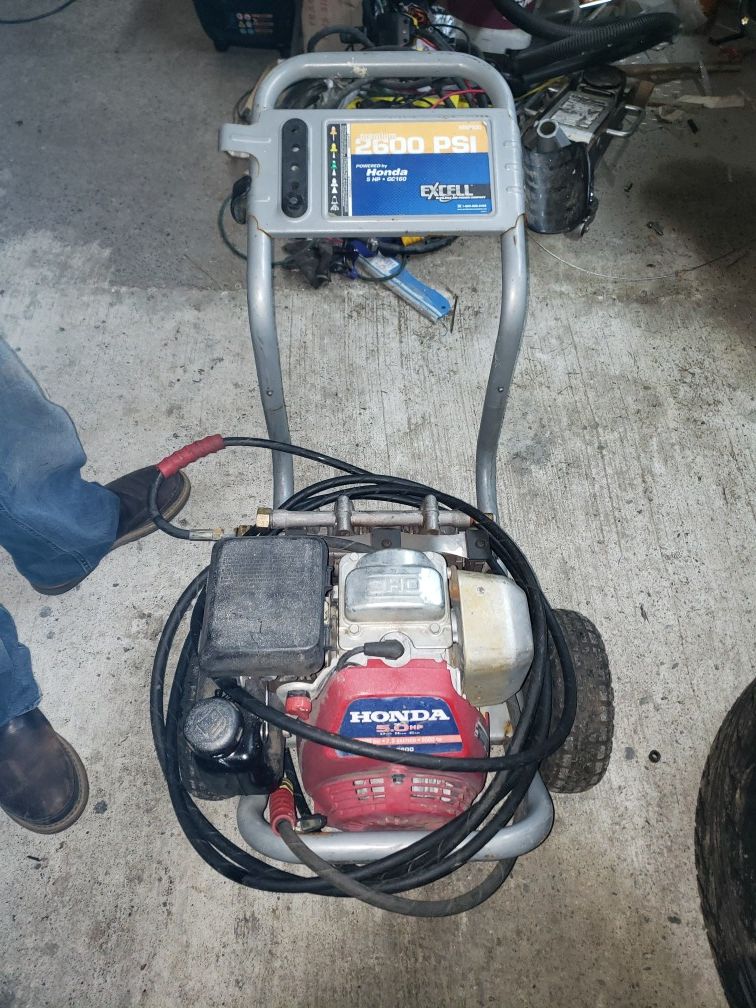 Honda xr 2600 pressure washer for parts for Sale in Edmonds, WA OfferUp