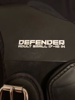 Battle shoulder pads size adult small