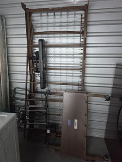 Metal bed