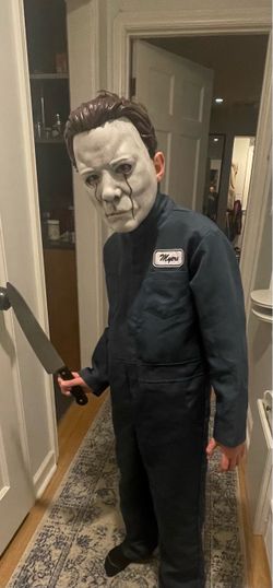 Halloween Michael Meyers costume