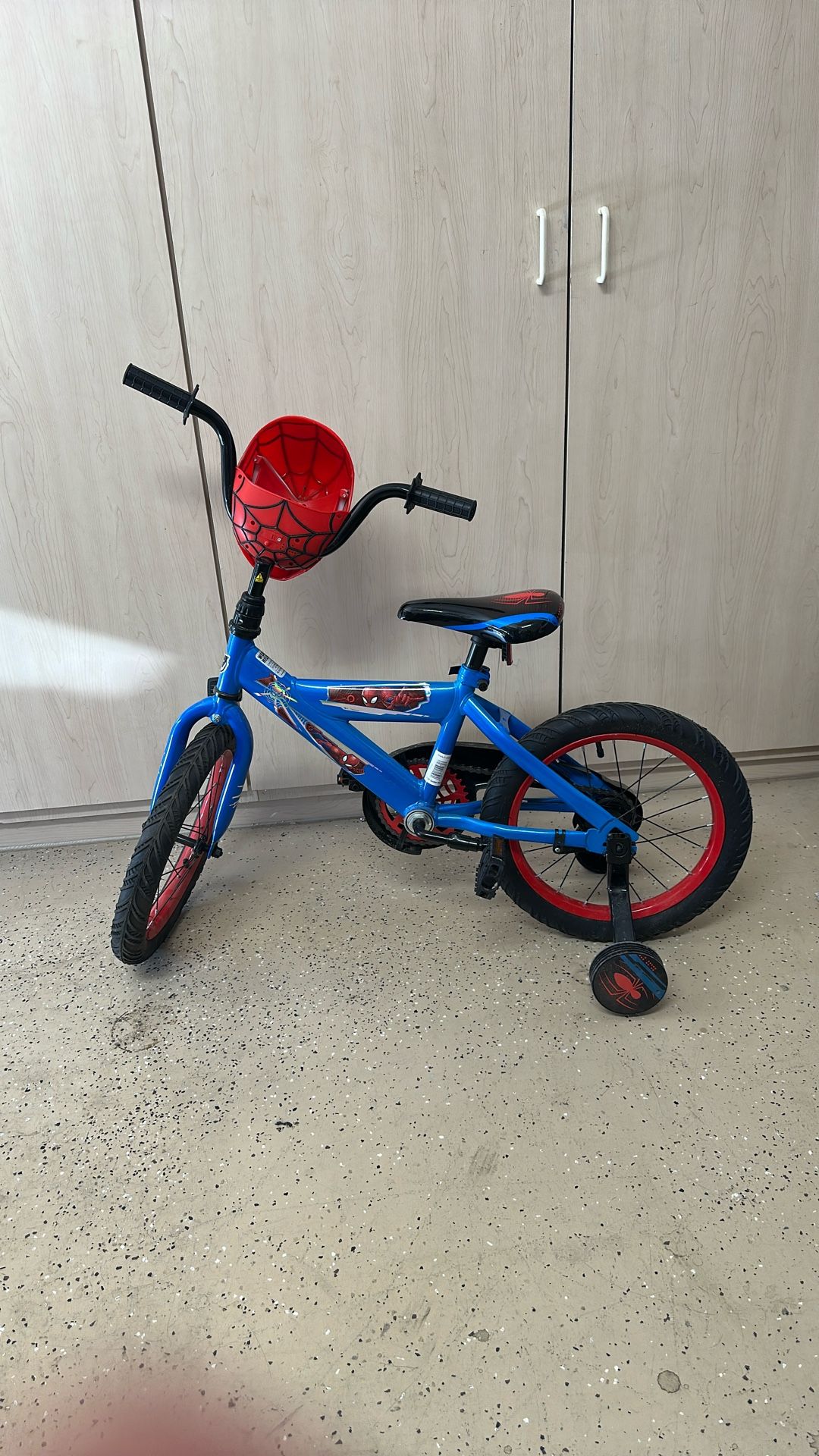 Huffy 16" Marvel Spider-Man Kids' Bike, Fits Riders 3'5" - 4'0", Red, Child, Boy's