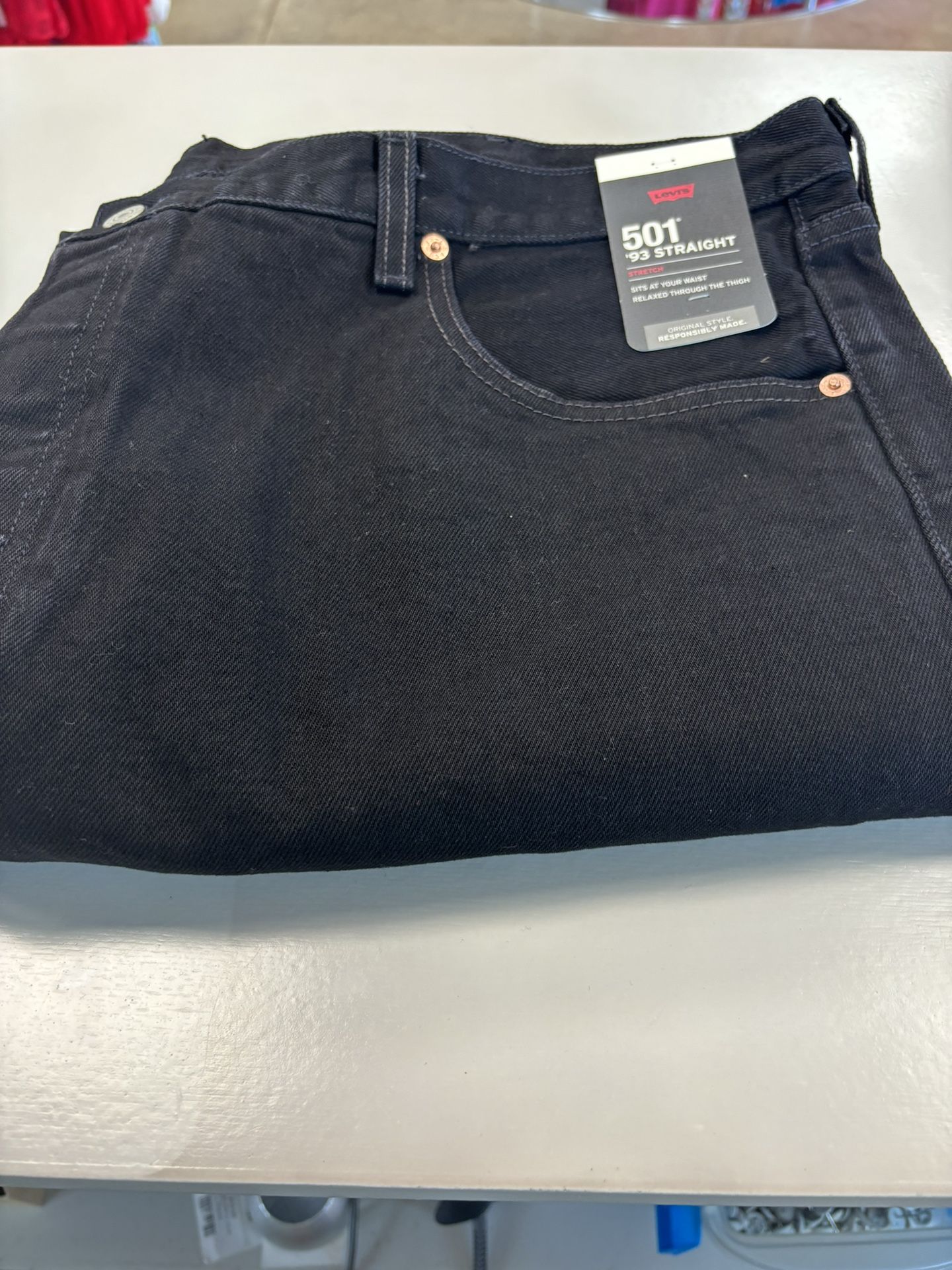 Men Levi’s 501 Black Jeans 