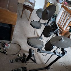Electronic Drumset Alesis Dm6