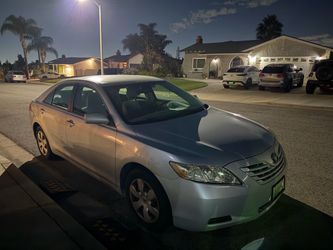 🚗 2007 Toyota Camry — 150K Miles