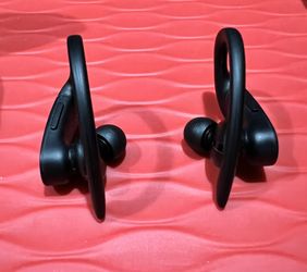 Beats Powerbeats Pro in Excellent Condition