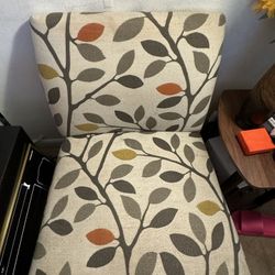 Nice Decor Chair 