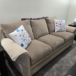 Nice, Couch, Great Condition! 