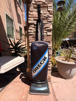 Oreck XL2 Celoc Hypo-Allergenic Plus Upright Vacuum