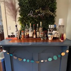 Family Heirloom Bar 