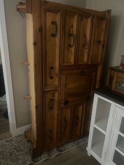 Wood Queen Bedroom Set – $550 OBO (Pickup Only)