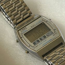Vintage Timex F Cell Digital Watch Silver Tone Alarm Timer Date 