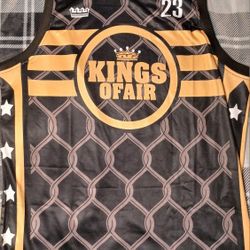 LeBron James Men's Size Medium Kings Of Air Jersey Nike Swingman