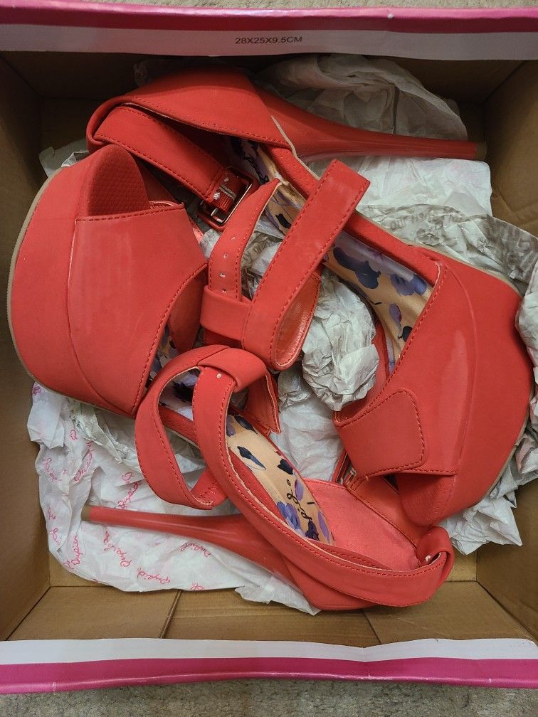 Qupid Coral High Heels