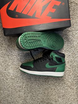 Jordan 1 Pine Green 