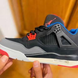 Jordan 4 Retro Black And Blue