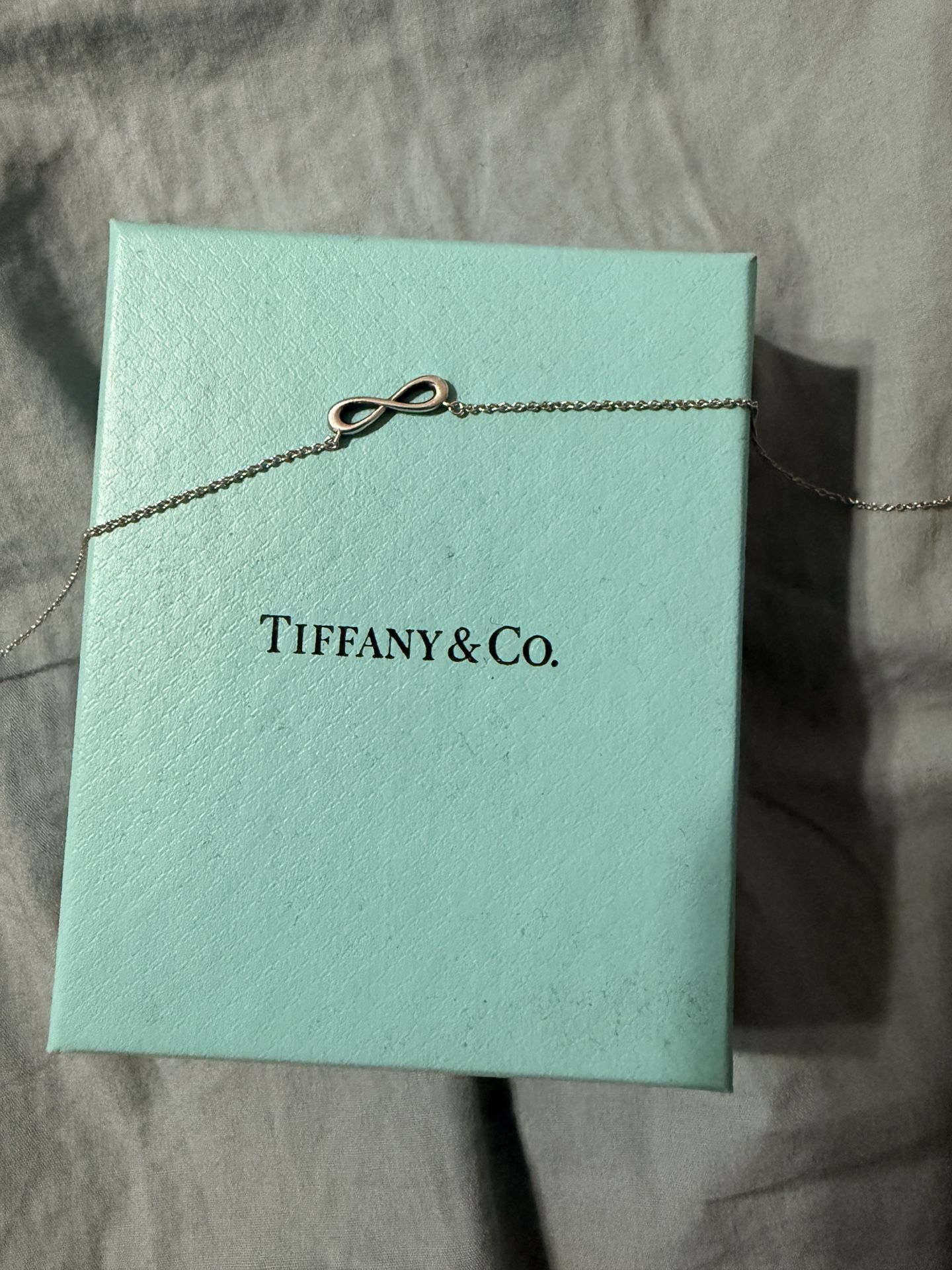 Tiffany And Co 18 In Necklace 
