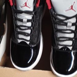 Nice pair of Jordan 5.5 y max Aurora 2