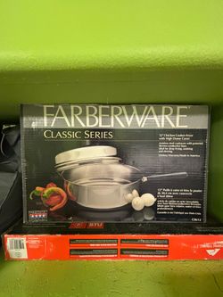 Farberware  new in box chicken cooker fryer 12”