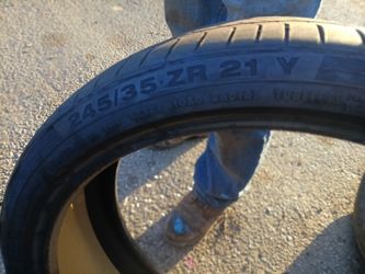 245/35ZR21 V Continental Tire (1)