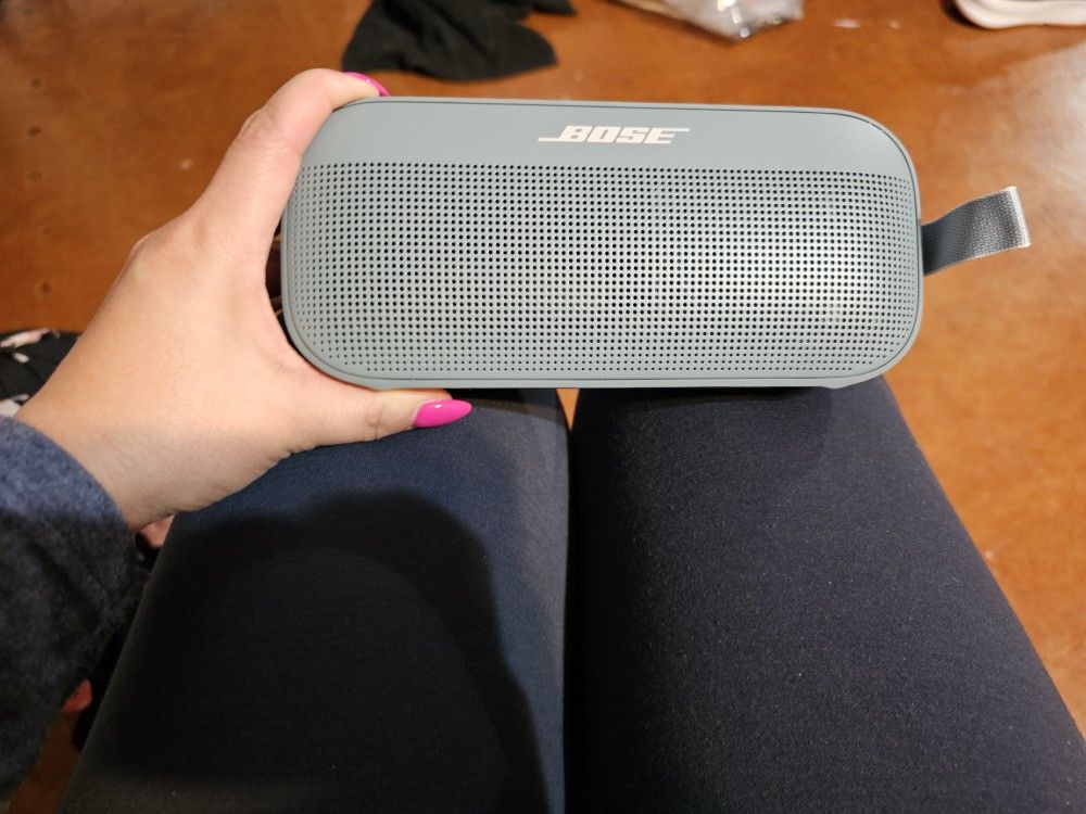  Bose Waterproof Speaker 