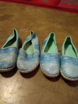 Justice size 6 1/2 an 9 $5 each