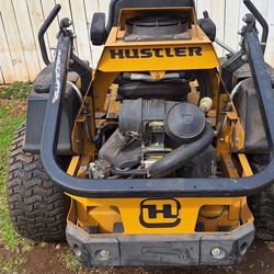 Hustler Super Z HIPERDRIVE 60"DECK CUT ZERO TURN MOWER 36HP VANGUARD ENGINE