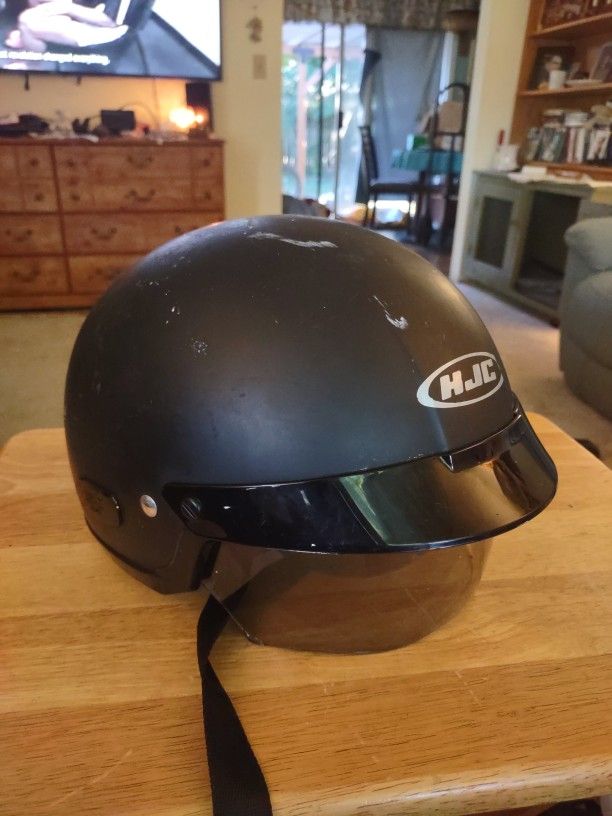 HJC DOT IS-2 Half Helmet With Retractable Tinted Visor