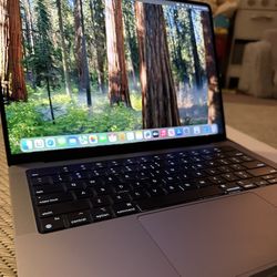 MacBook Pro M2 32gb 512SSD 16 Inch