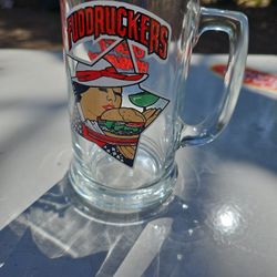 Fuddruckers 14 Oz Glass Mug