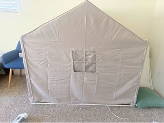 Kids tent with light