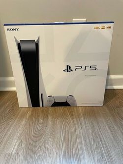 Video Gaming Disc Console Bundle
