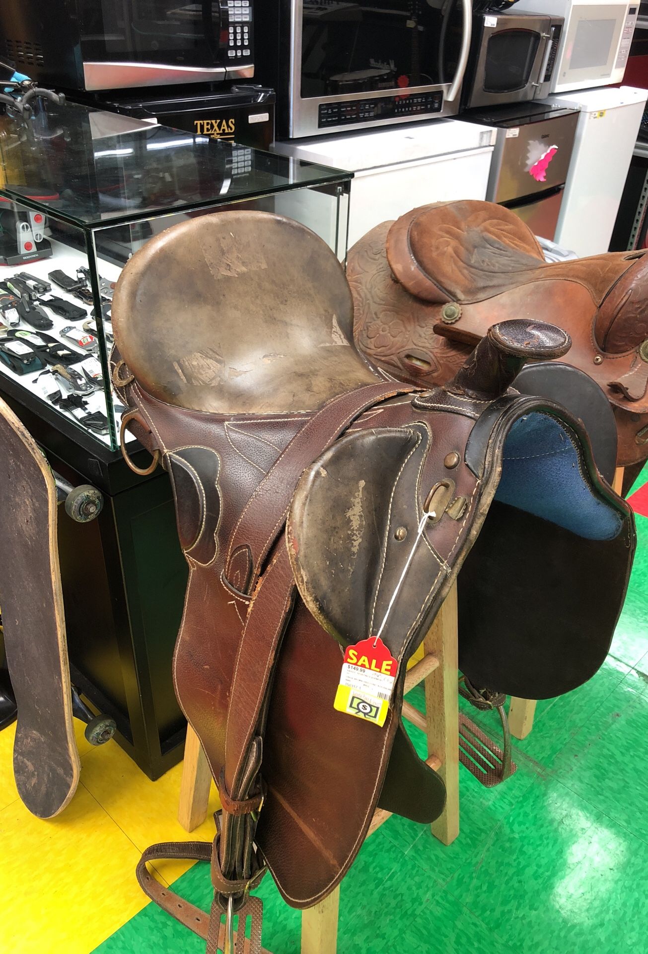 Saddle