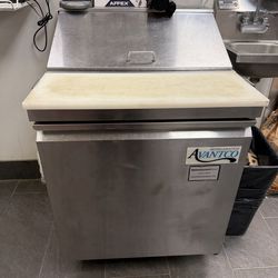 Avantco Stainless Steel Refrigerated Prep table