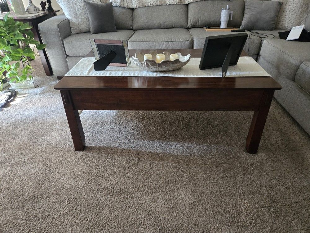 Coffee And End Table 