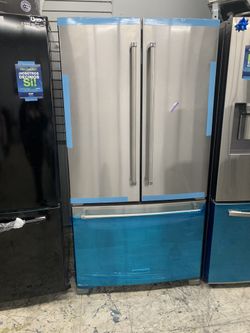 Kitchen aid French door in stainless steel counter depth