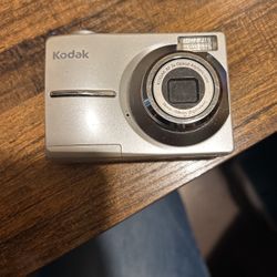 Digital Camera 