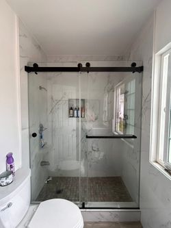 High-End Frameless Tempered Glass Shower Door