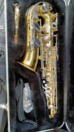 Yamaha YAS23 alto saxophone
