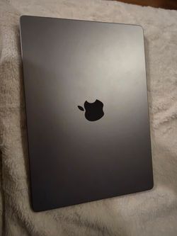 Flawless MacBook Pro 14 (M1 Pro / 16 / 512) with original box and charger - FINAL PRICE