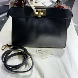 Peekaboo ISeeU Medium Black, calf leather bag