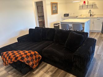 Black couch like new