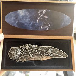 Collectibles: Spider Man, Lakers, Jaws Fantasy Knives And More Great Gifts