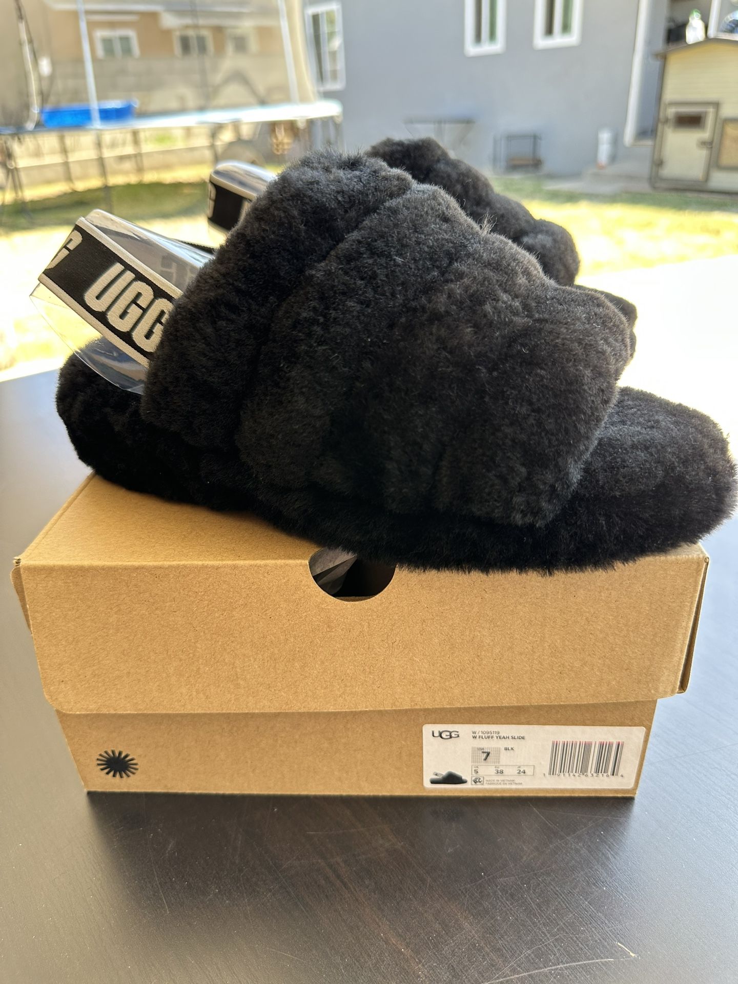 Fluff Ugg Slide